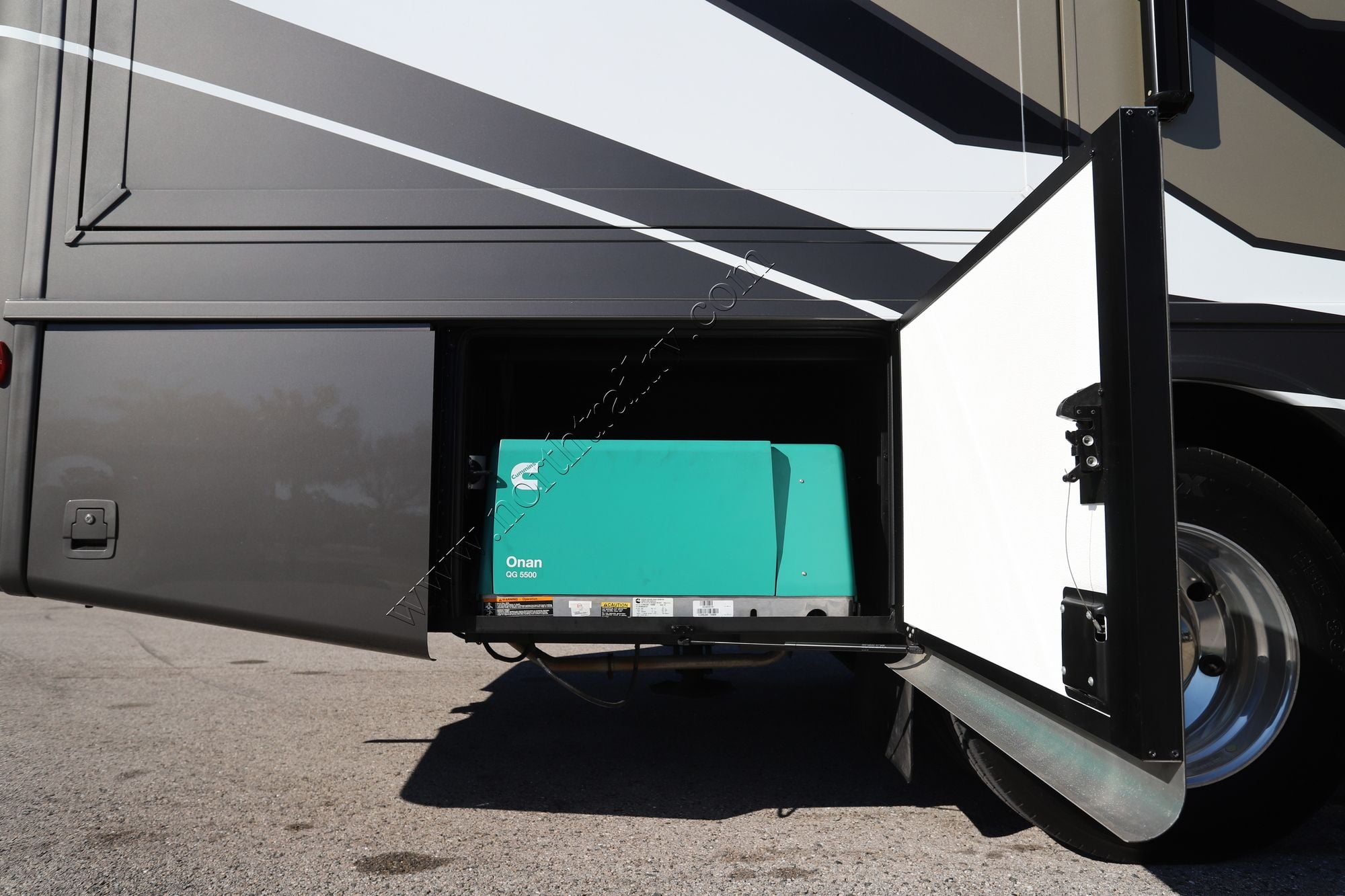 Used 2025 Newmar Bay Star 3016 Class A  For Sale