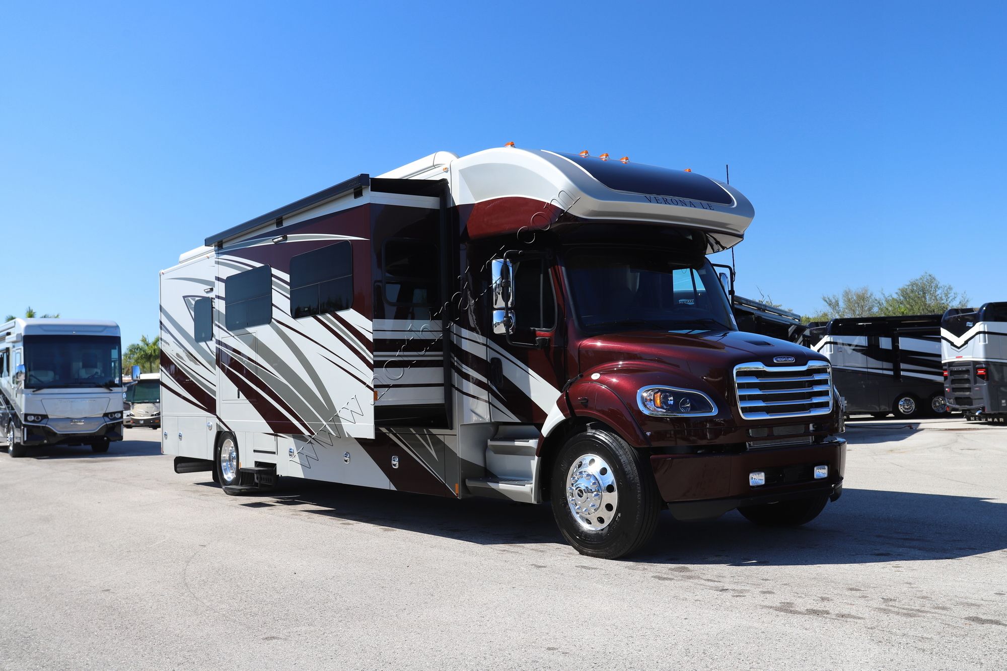 New 2026 Renegade Rv Verona Le 40LRB Super C  For Sale
