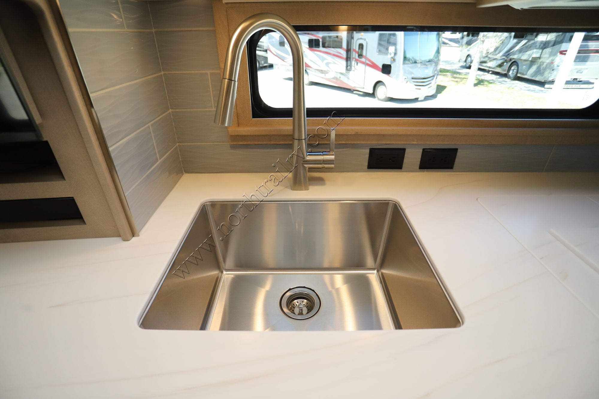 New 2026 Renegade Rv Verona Le 40LRB Super C  For Sale