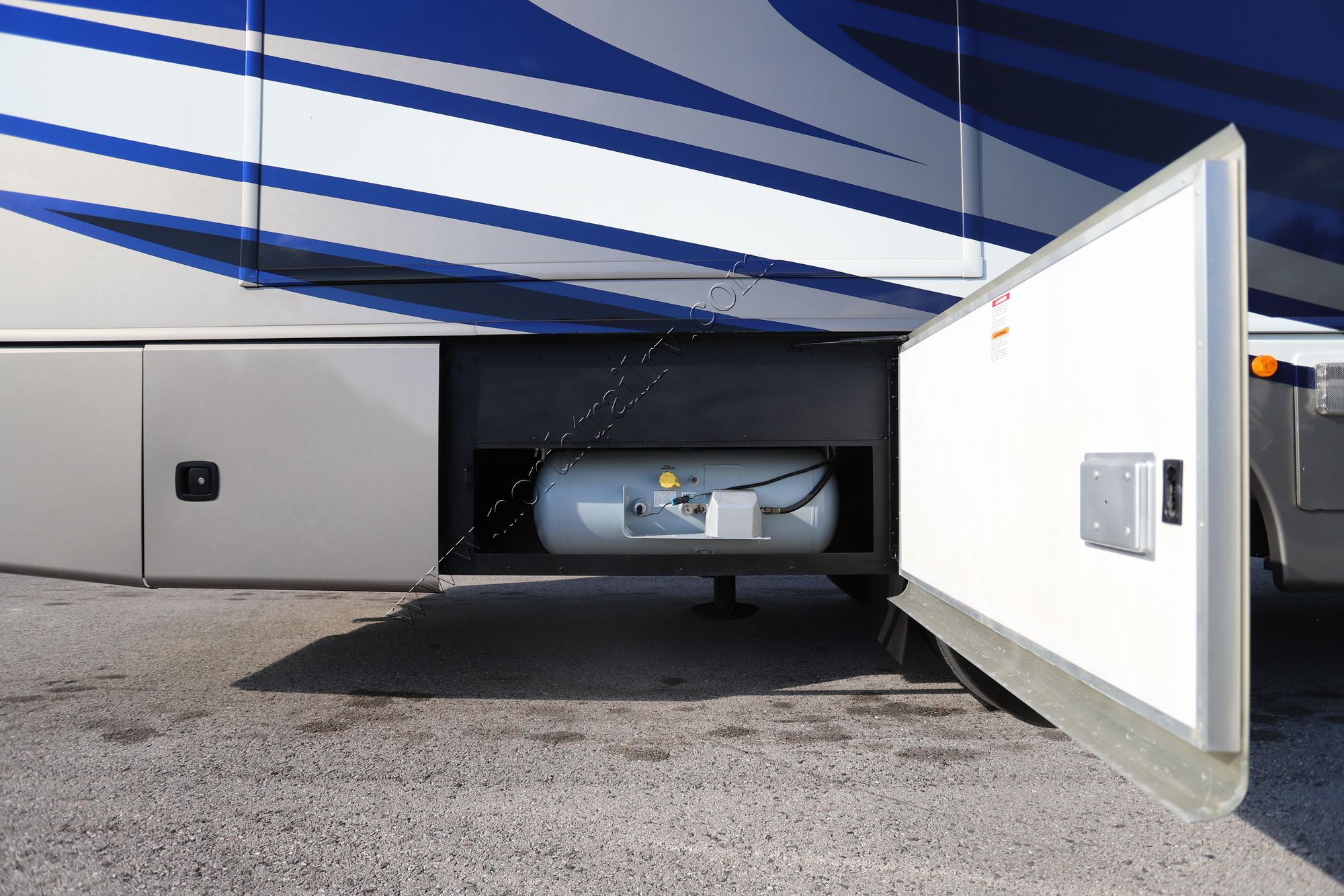 Used 2017 Holiday Rambler Vacationer 35K Class A  For Sale