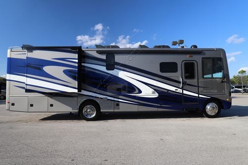 2017 Holiday Rambler Vacationer 35K