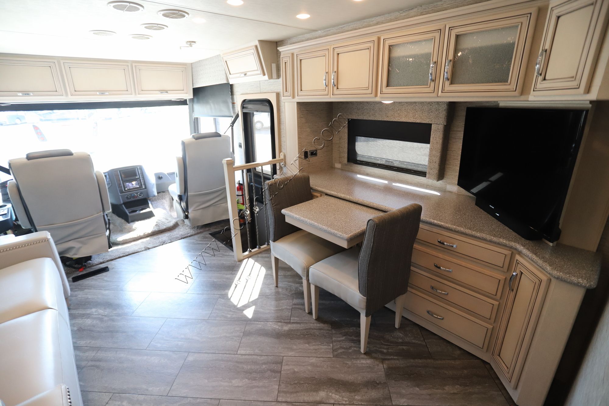 Used 2020 Newmar Bay Star 3226 Class A  For Sale