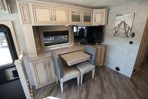 2020 Newmar Bay Star 3226