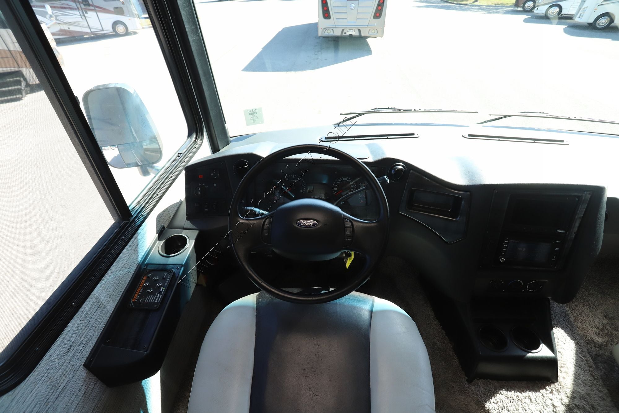 Used 2020 Newmar Bay Star 3226 Class A  For Sale