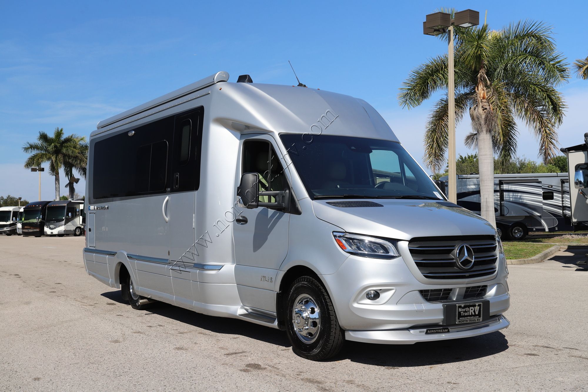Used 2025 Airstream Atlas Tommy Bahama E1 Class C  For Sale