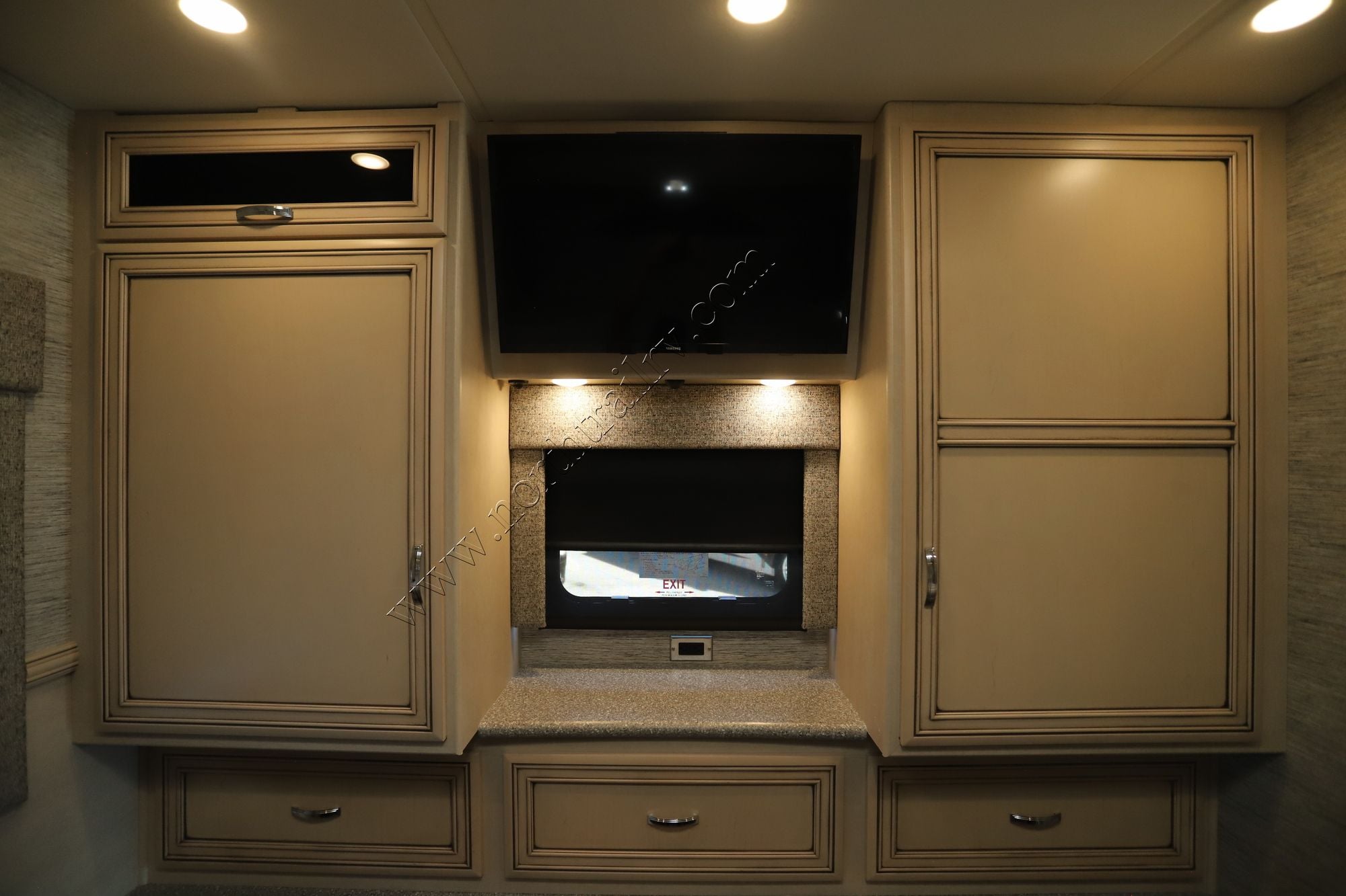 Used 2020 Newmar Bay Star 3226 Class A  For Sale