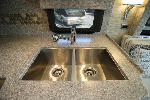 2020 Newmar Bay Star 3226