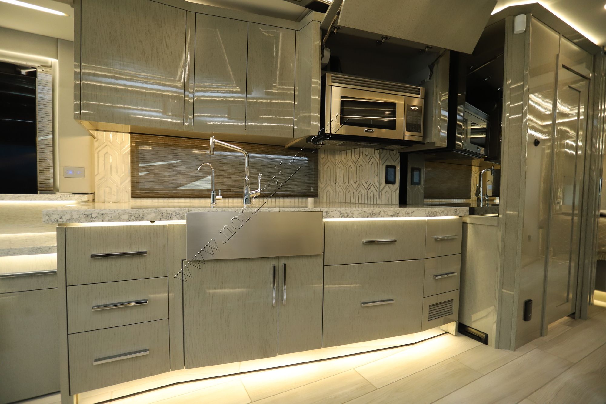 Used 2023 Newmar King Aire 4531 Class A  For Sale