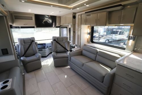 2026 Newmar Mountain Aire 4118