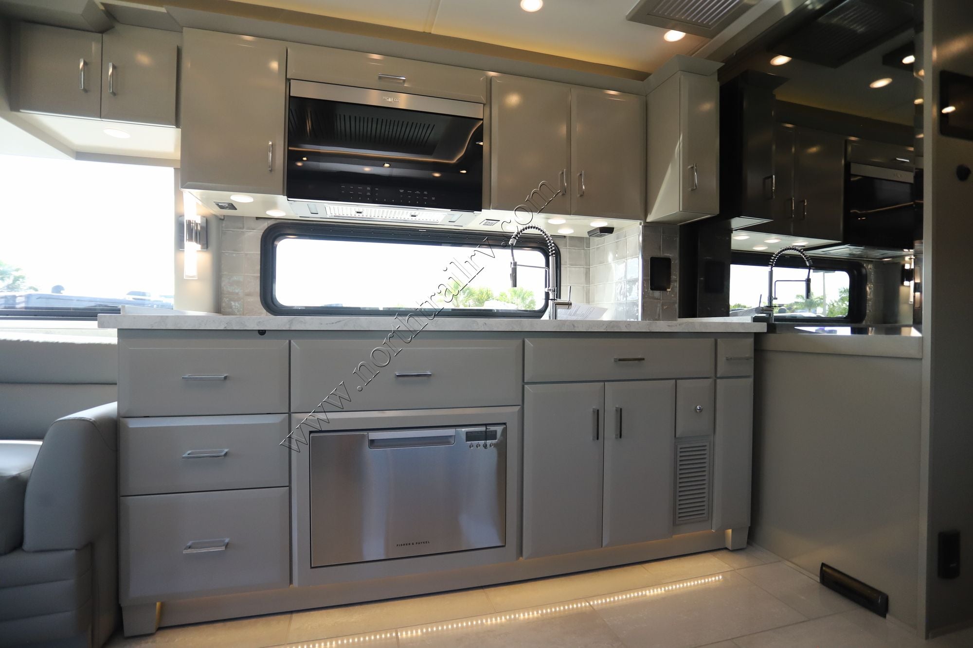 New 2026 Newmar Mountain Aire 4118 Class A  For Sale