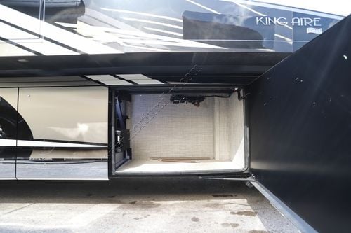 2023 Newmar King Aire 4531