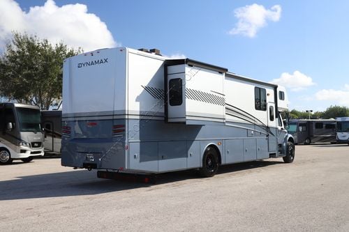 2026 Dynamax Europa 37CA