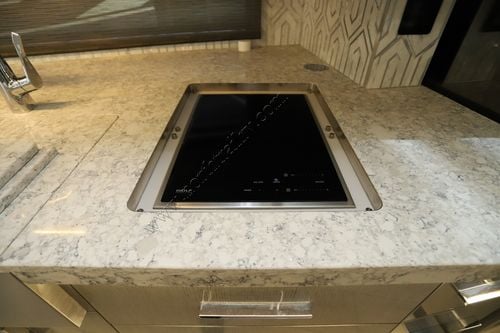 2023 Newmar King Aire 4531