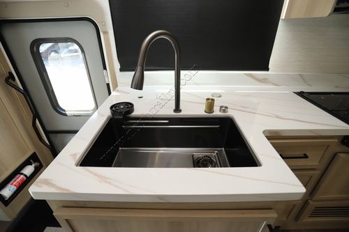 2026 Dynamax Europa 37CA