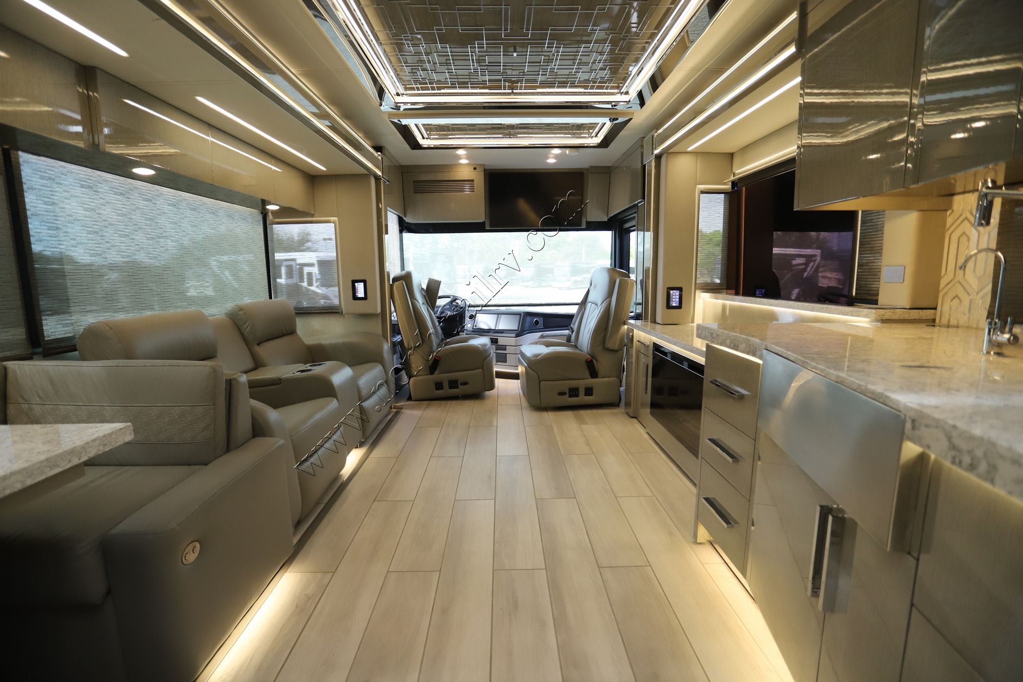 Used 2023 Newmar King Aire 4531 Class A  For Sale