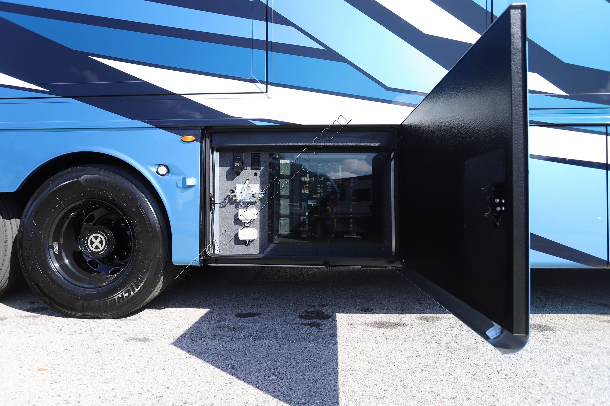 New 2026 Newmar Mountain Aire 4118 Class A  For Sale