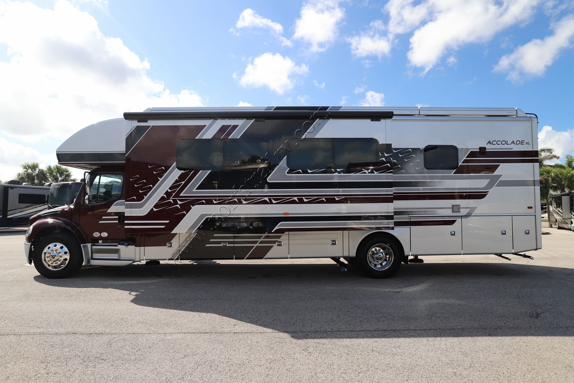 Used 2026 Entegra Accolade Xl 37K Super C  For Sale