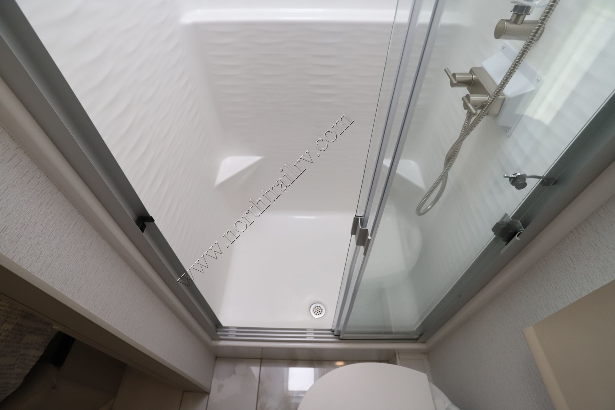 Used 2026 Entegra Accolade Xl 37K Super C  For Sale