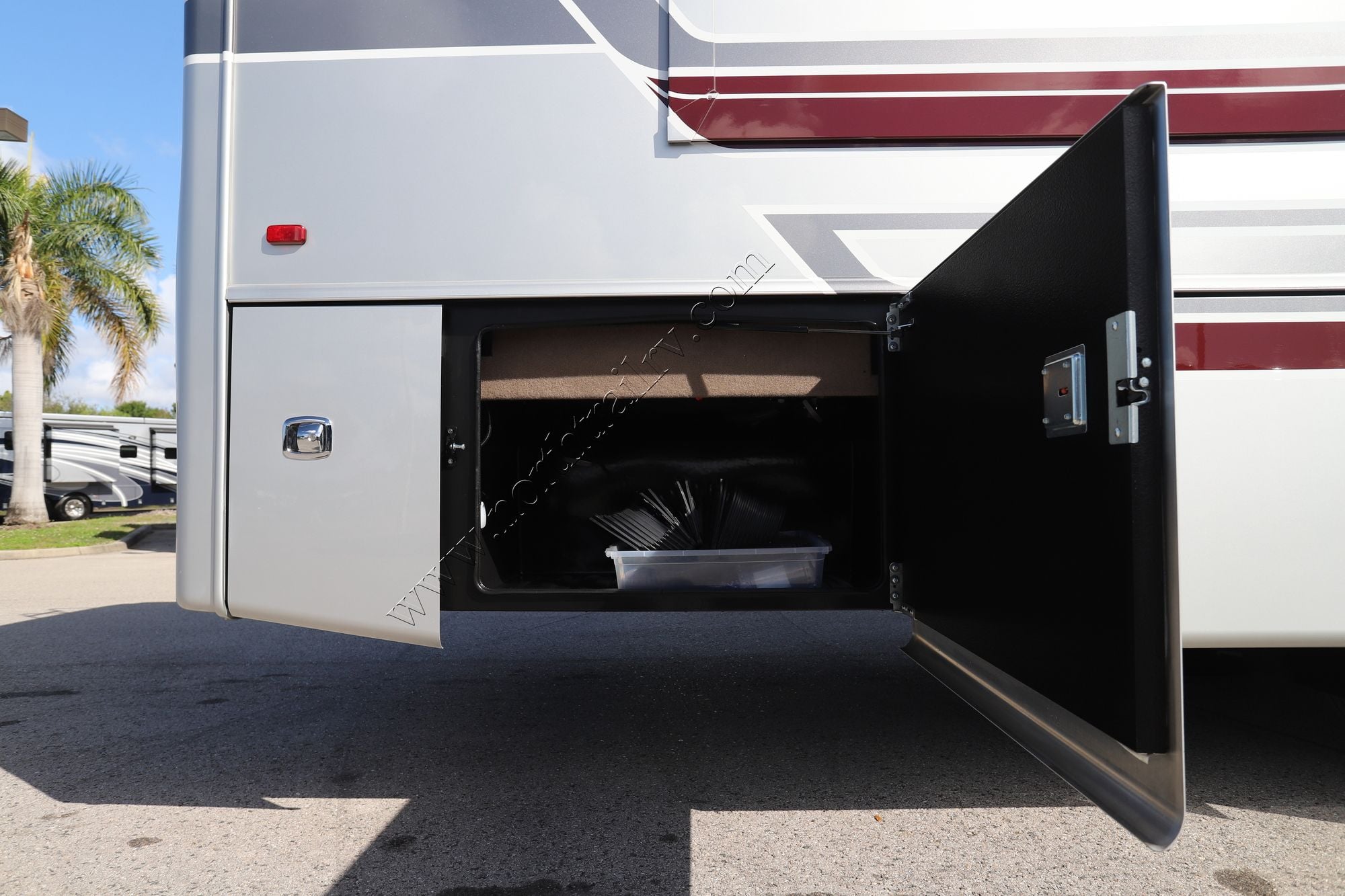 Used 2026 Entegra Accolade Xl 37K Super C  For Sale