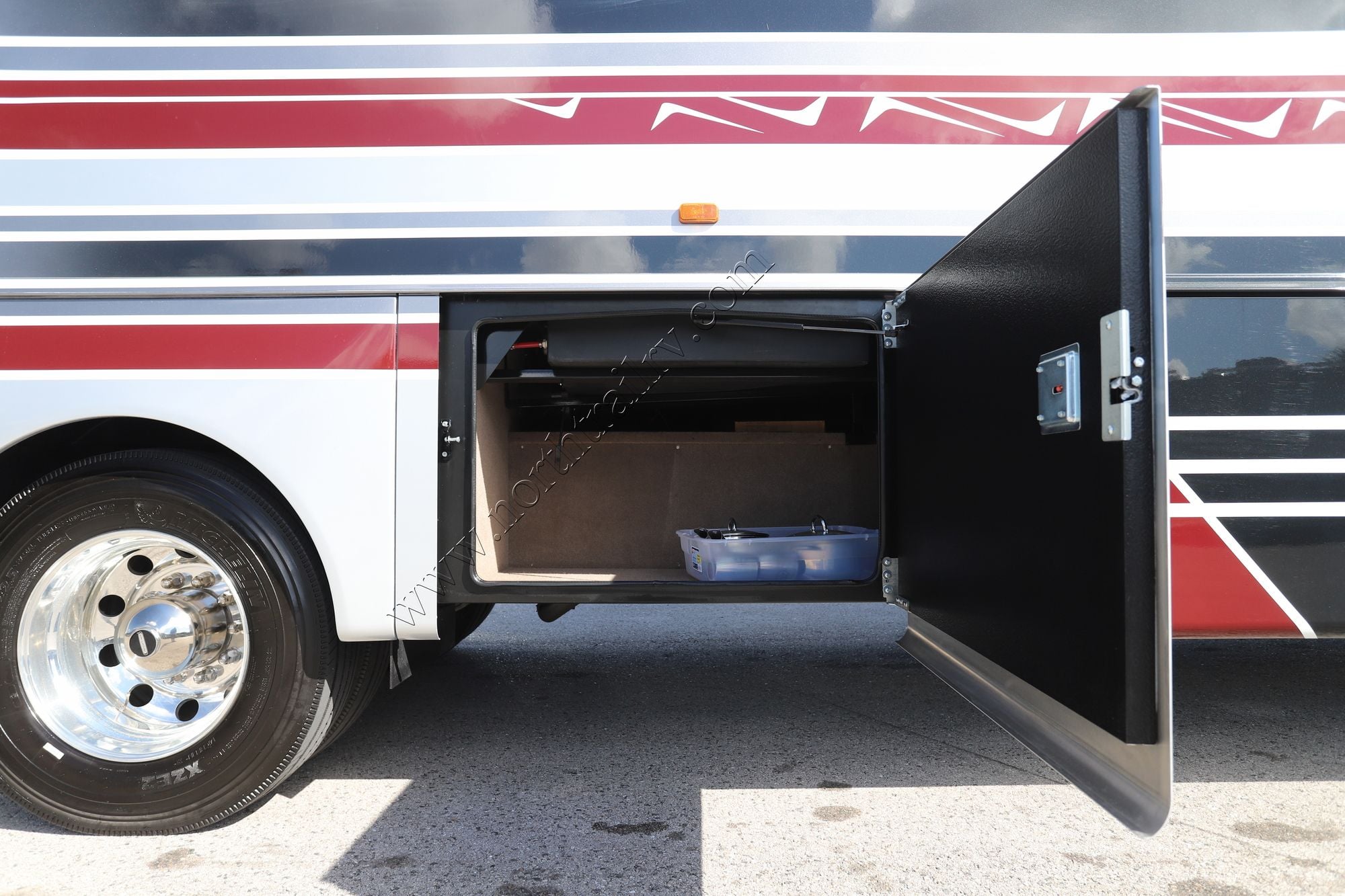 Used 2026 Entegra Accolade Xl 37K Super C  For Sale