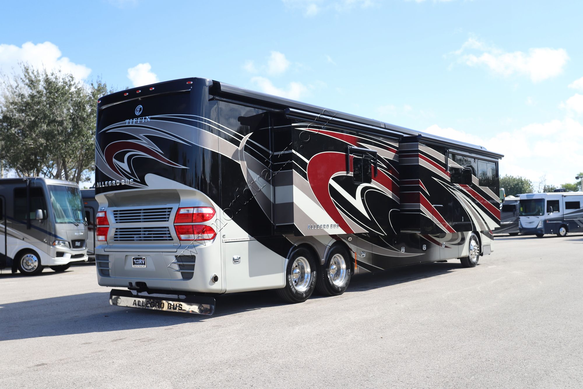 Used 2018 Tiffin Motor Homes Allegro Bus 45OPP Class A  For Sale