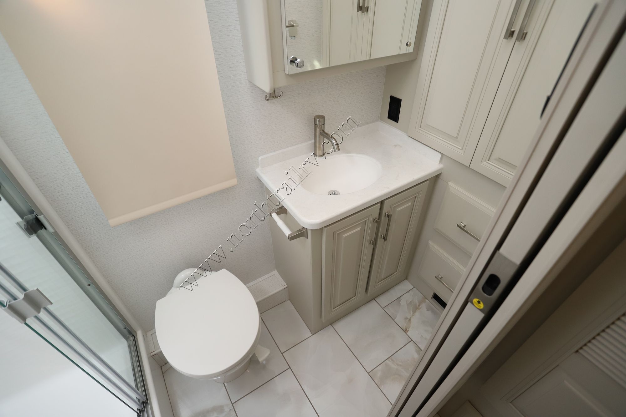 Used 2026 Entegra Accolade Xl 37K Super C  For Sale