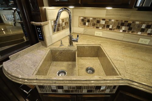 2018 Tiffin Motor Homes Allegro Bus 45OPP