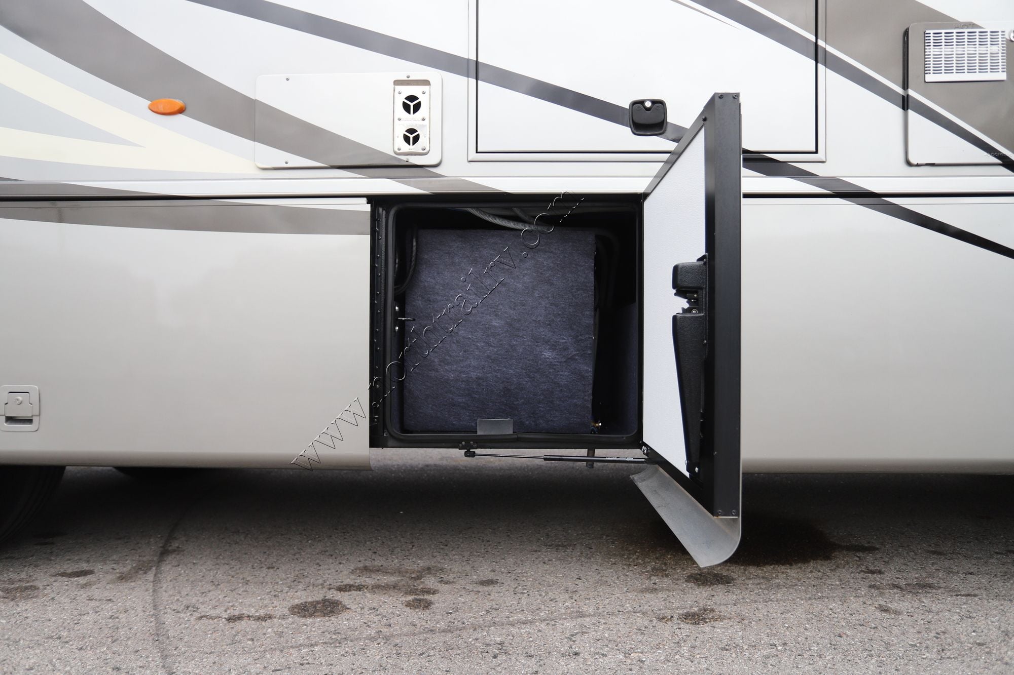 Used 2019 Newmar Bay Star 3124 Class A  For Sale