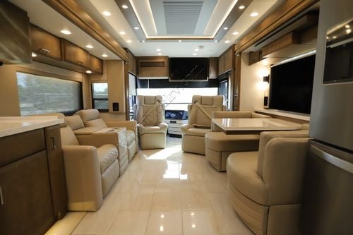 2026 Newmar Mountain Aire 3825