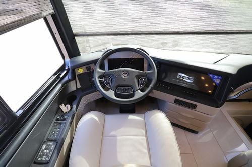 2026 Newmar Mountain Aire 3825