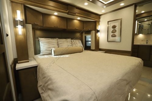 2026 Newmar Mountain Aire 3825