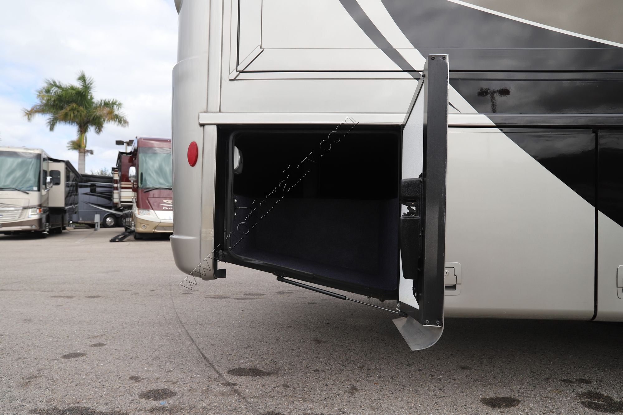 Used 2019 Newmar Bay Star 3124 Class A  For Sale