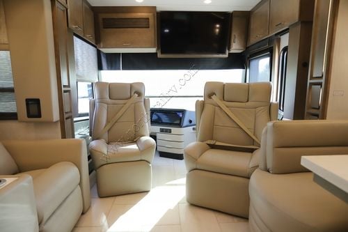 2026 Newmar Mountain Aire 3825