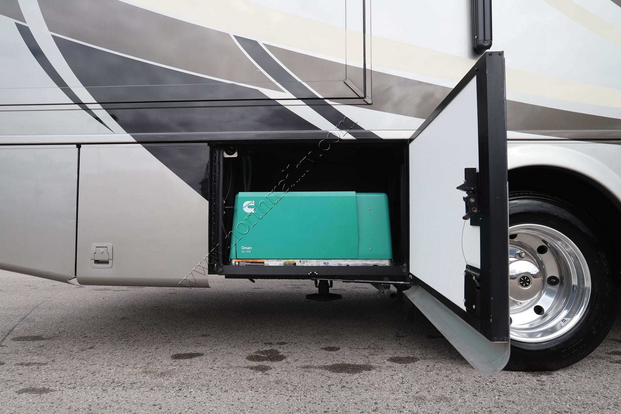 Used 2019 Newmar Bay Star 3124 Class A  For Sale