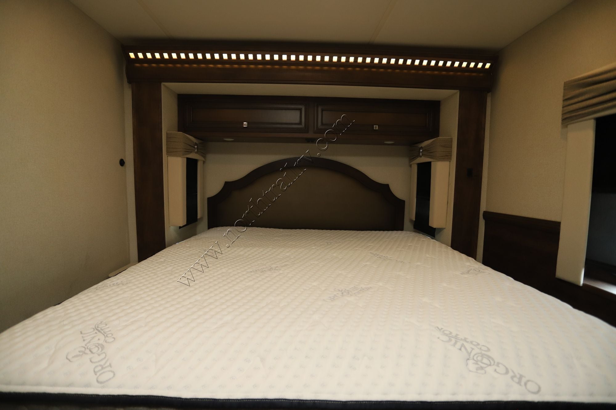 Used 2019 Newmar Bay Star 3124 Class A  For Sale