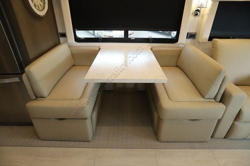 2026 Newmar Ventana 3809 Class A