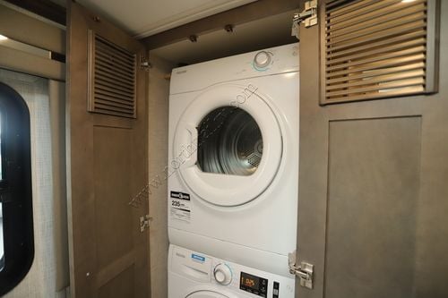 2026 Newmar Ventana 3809 Class A