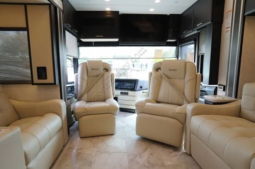 2026 Newmar Essex 4551