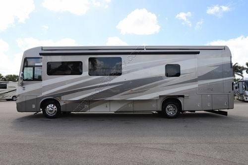 2026 Newmar Ventana 3809 Class A