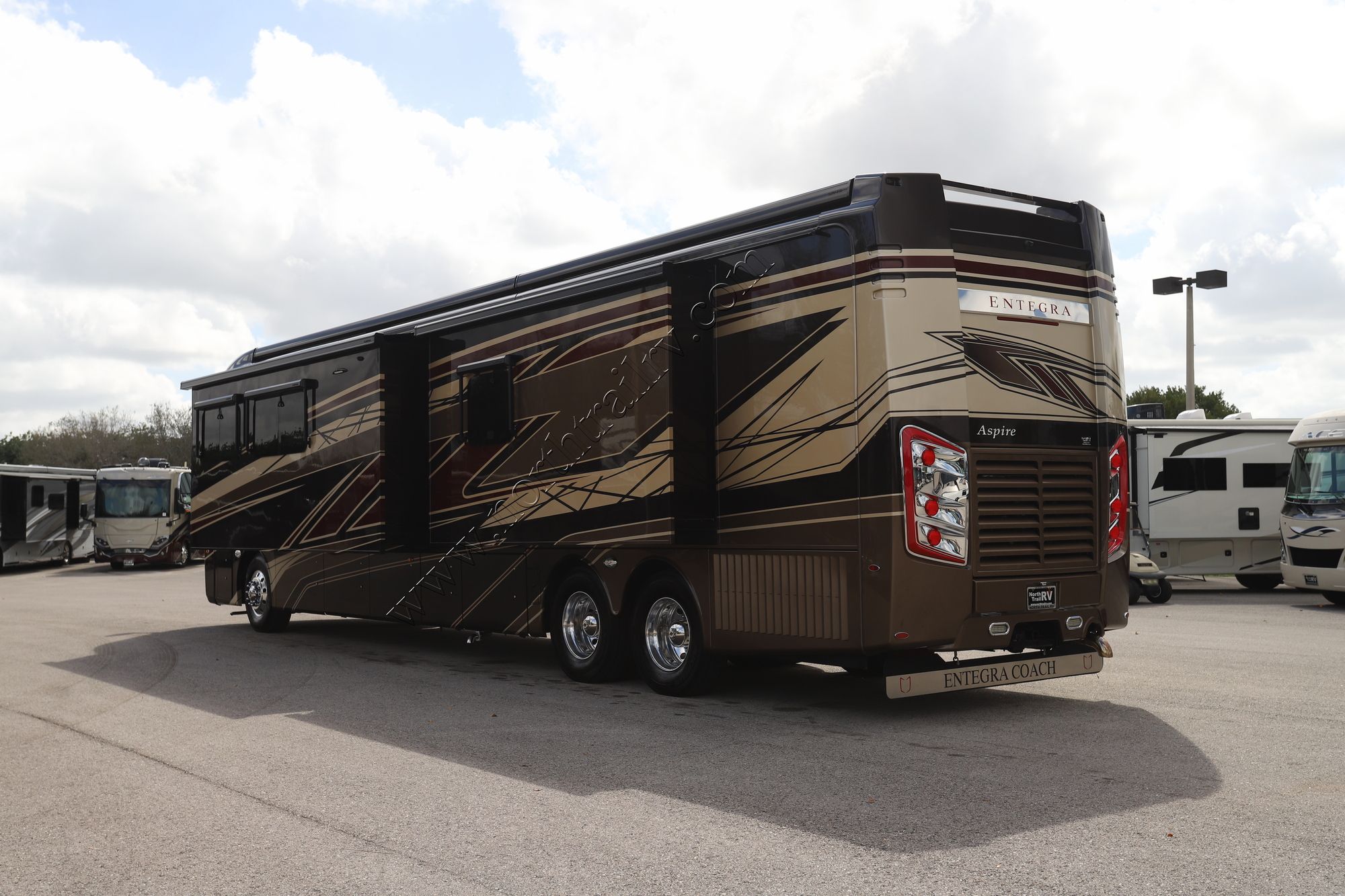 Used 2024 Entegra Aspire 44D Class A  For Sale