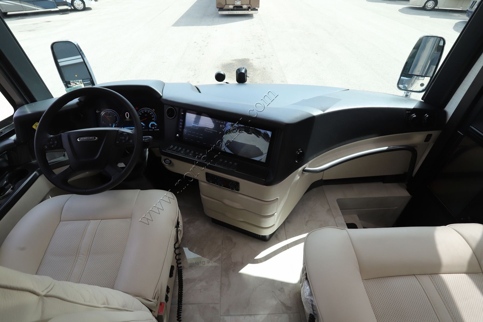 New 2026 Newmar Essex 4551 Class A  For Sale