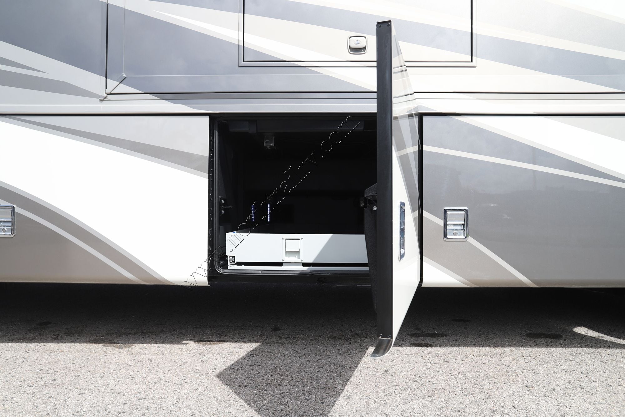 New 2026 Newmar Ventana 3809 Class A  For Sale