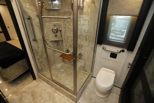 2026 Newmar Essex 4551