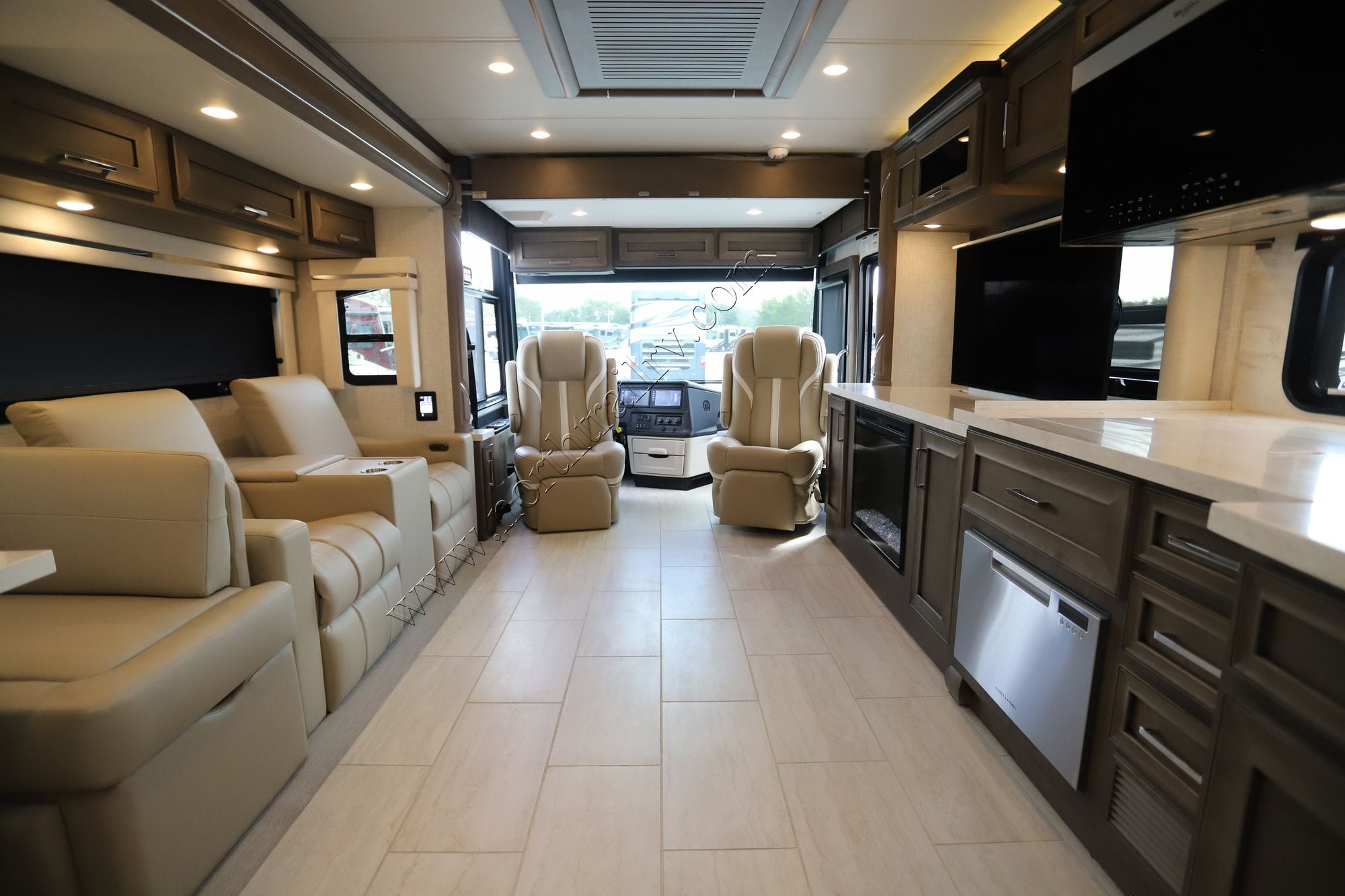 New 2026 Newmar Ventana 3809 Class A  For Sale