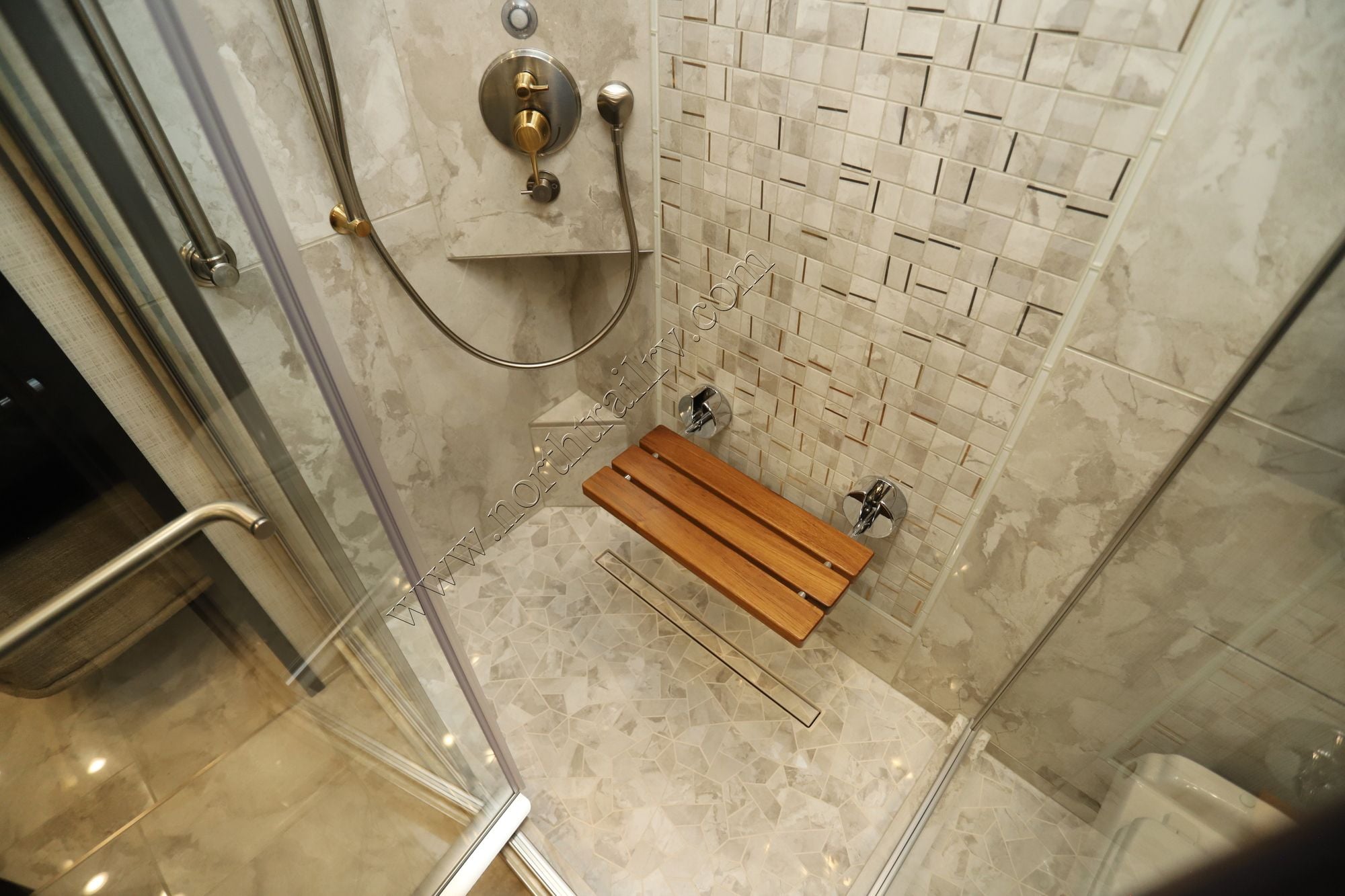 New 2026 Newmar Essex 4551 Class A  For Sale