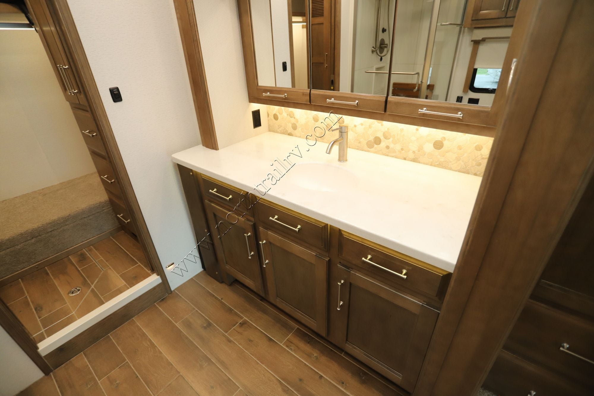 Used 2024 Entegra Aspire 44D Class A  For Sale