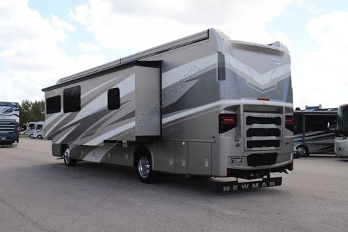 2026 Newmar Ventana 3809 Class A