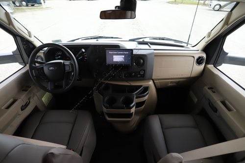 2025 Winnebago Minnie Winnie 31K