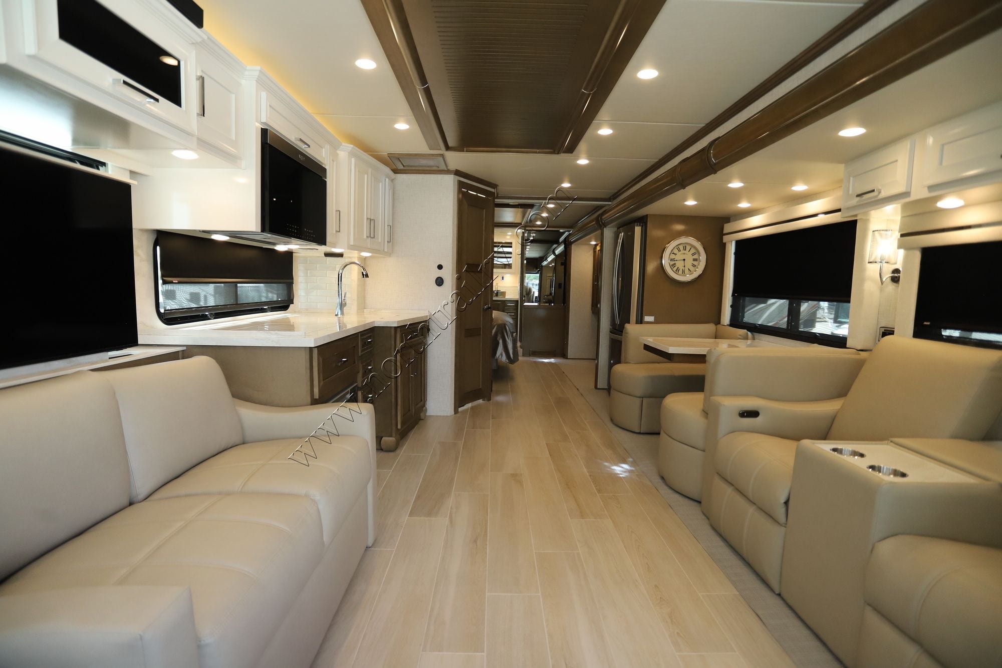 New 2026 Newmar Ventana 3809 Class A  For Sale