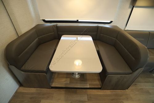 2025 Winnebago Minnie Winnie 31K